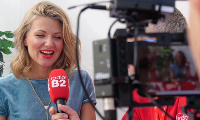 SchlagerHammer: Livestreaming, Social Media